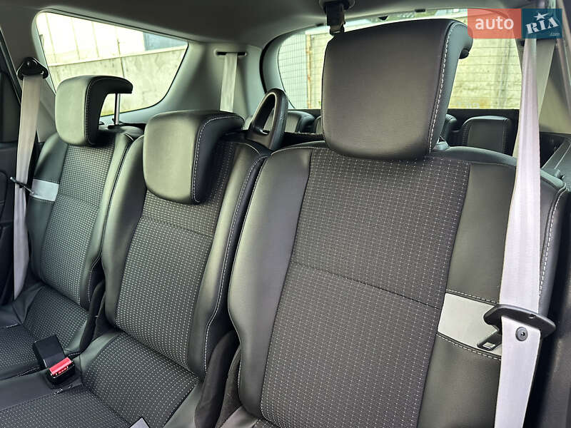 Минивэн Renault Grand Scenic 2013 в Стрые фото 80 Минивэн Renault Grand Scenic 2013 в Стрые