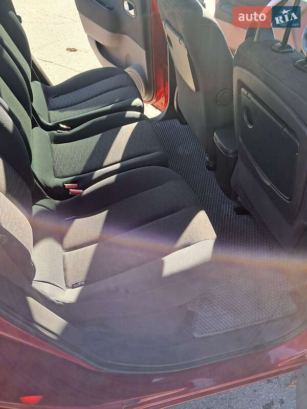 Мінівен Renault Grand Scenic 2007 в Хоролі фото 29 Мінівен Renault Grand Scenic 2007 в Хоролі