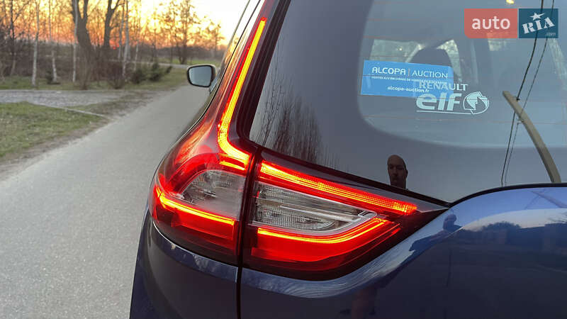 Минивэн Renault Grand Scenic 2017 в Киеве