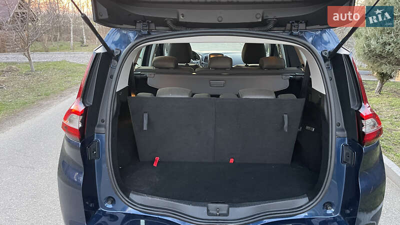 Минивэн Renault Grand Scenic 2017 в Киеве