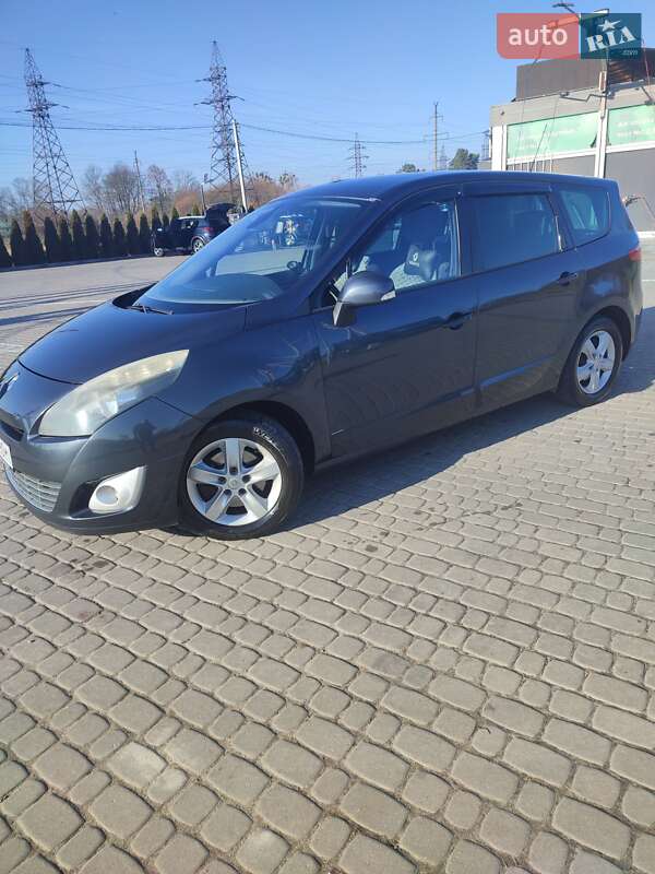 Минивэн Renault Grand Scenic 2010 в Львове фото 5 Минивэн Renault Grand Scenic 2010 в Львове