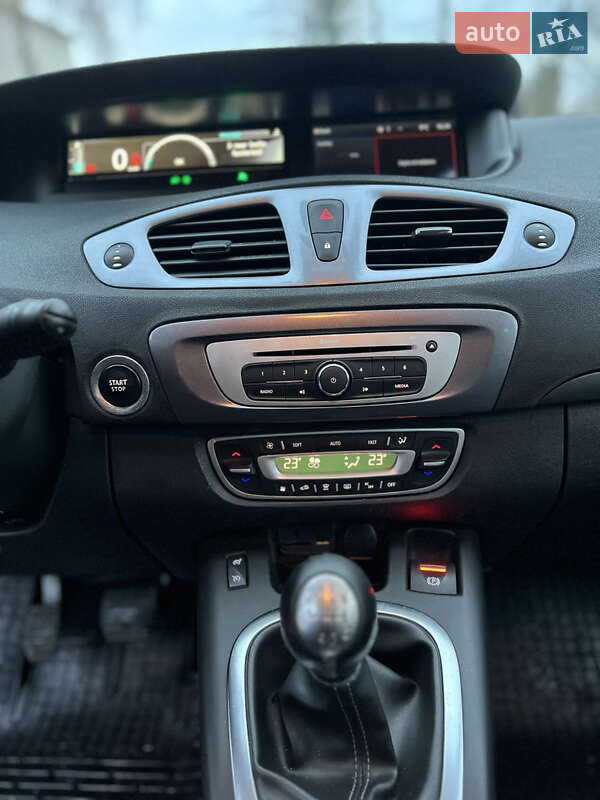 Минивэн Renault Grand Scenic 2015 в Ивано-Франковске фото 18 Минивэн Renault Grand Scenic 2015 в Ивано-Франковске