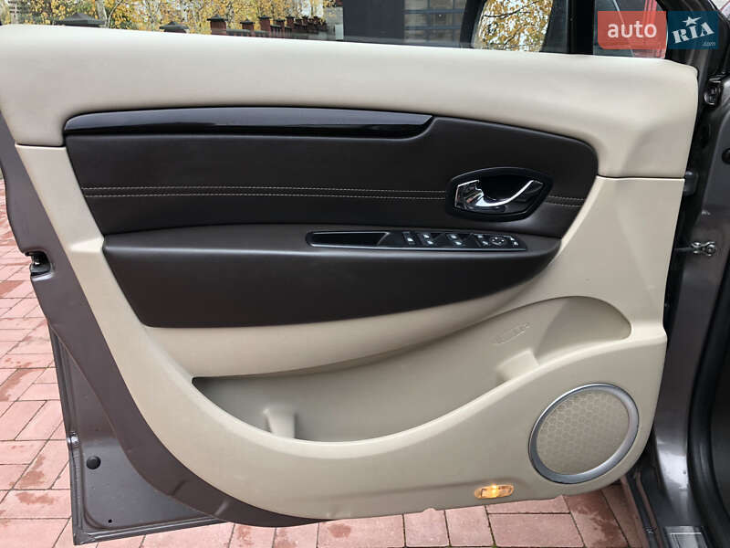 Минивэн Renault Grand Scenic 2012 в Ровно фото 29 Минивэн Renault Grand Scenic 2012 в Ровно