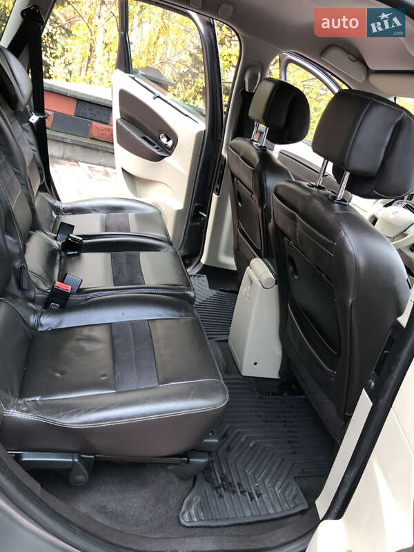 Минивэн Renault Grand Scenic 2012 в Ровно фото 43 Минивэн Renault Grand Scenic 2012 в Ровно