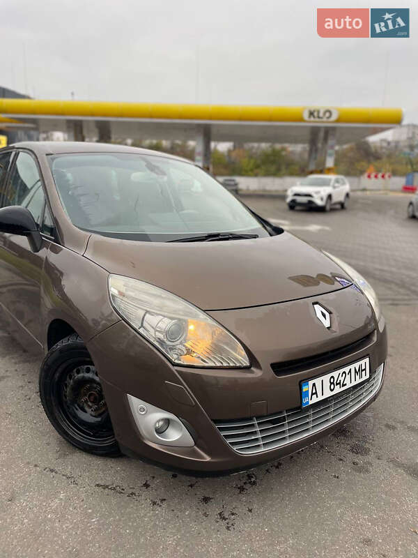 Минивэн Renault Grand Scenic 2011 в Киеве
