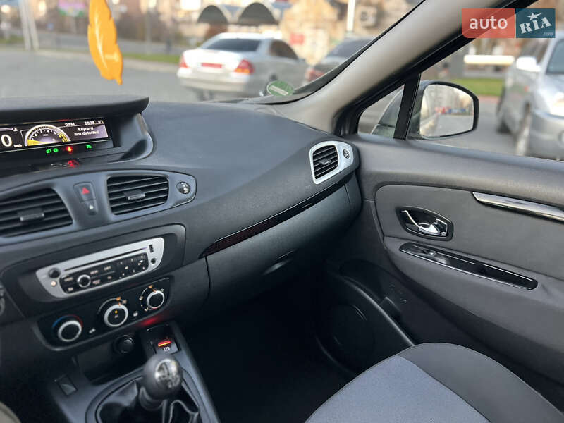 Минивэн Renault Grand Scenic 2012 в Луцке