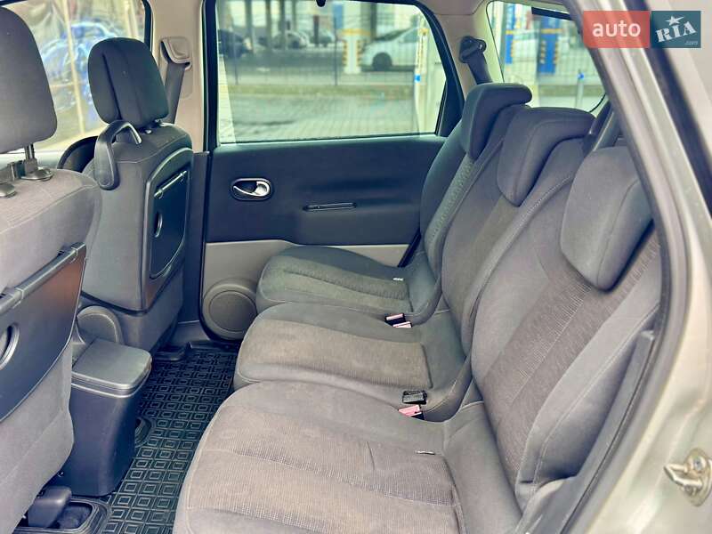Мінівен Renault Grand Scenic 2007 в Одесі фото 41 Мінівен Renault Grand Scenic 2007 в Одесі