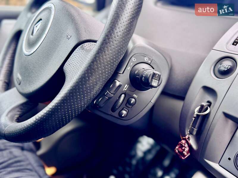 Мінівен Renault Grand Scenic 2007 в Одесі фото 59 Мінівен Renault Grand Scenic 2007 в Одесі