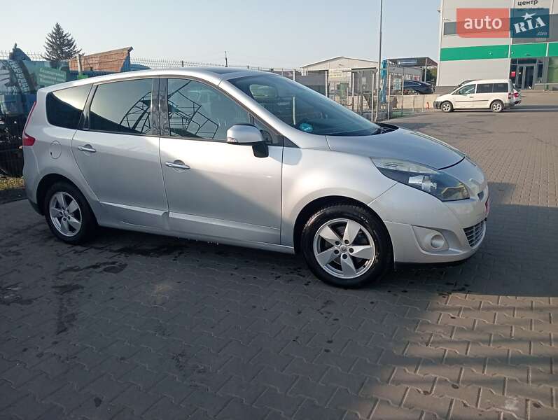 Минивэн Renault Grand Scenic 2009 в Нововолынске