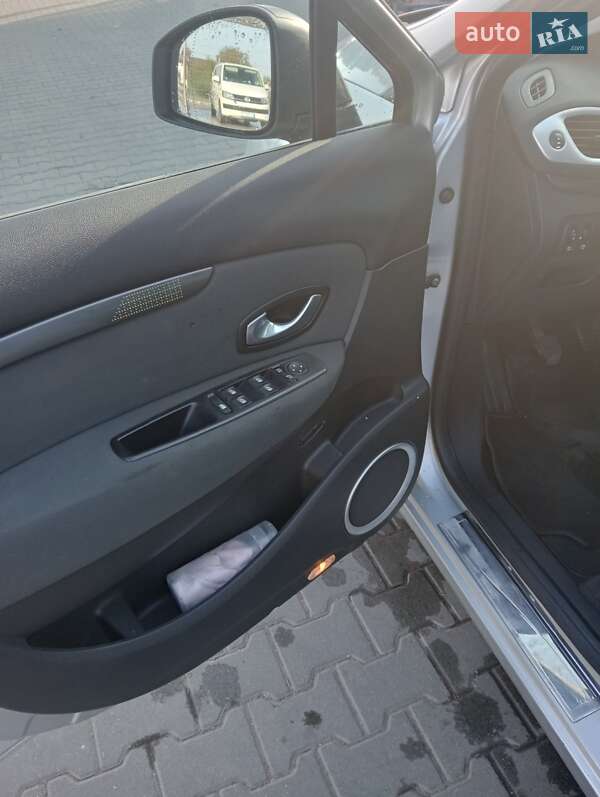 Минивэн Renault Grand Scenic 2009 в Нововолынске