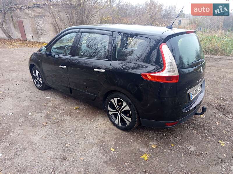 Минивэн Renault Grand Scenic 2011 в Запорожье