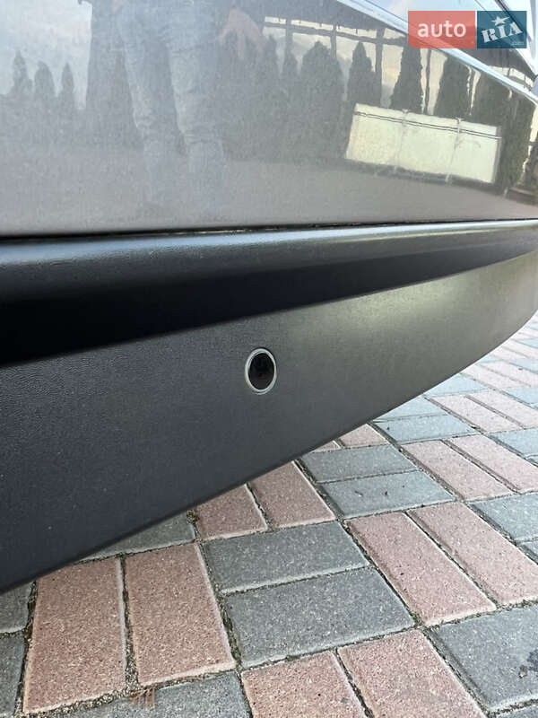 Минивэн Renault Grand Scenic 2013 в Ровно