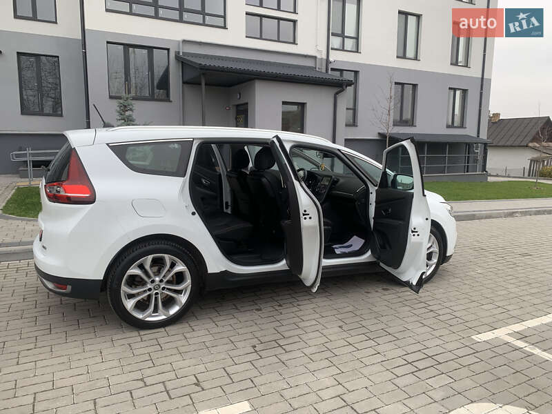 Минивэн Renault Grand Scenic 2016 в Дубно