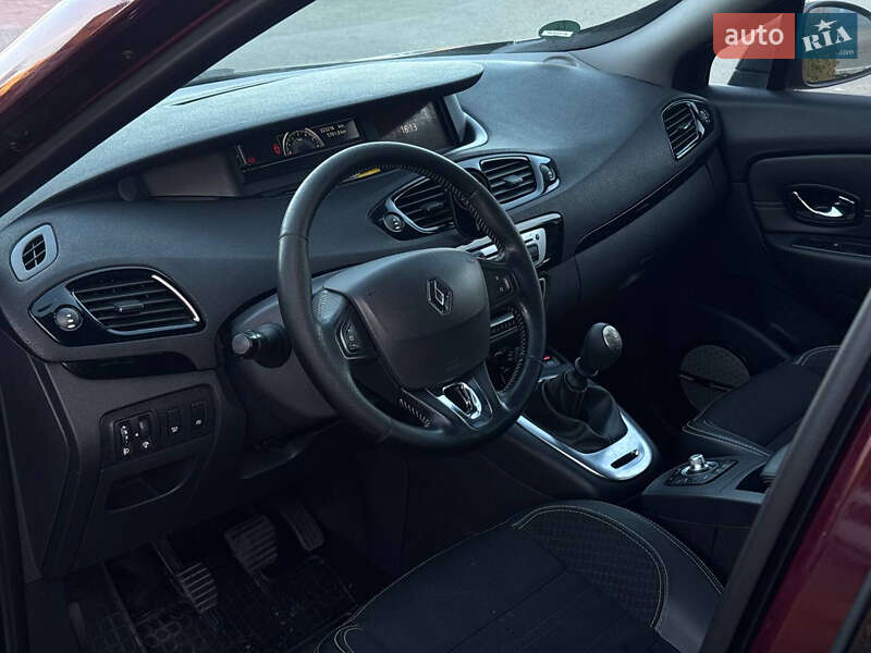 Минивэн Renault Grand Scenic 2015 в Житомире