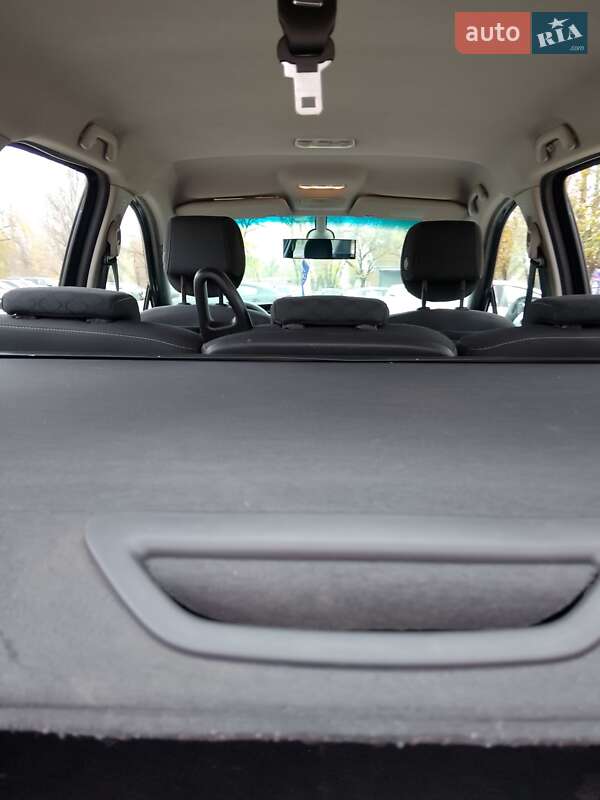 Минивэн Renault Grand Scenic 2010 в Запорожье