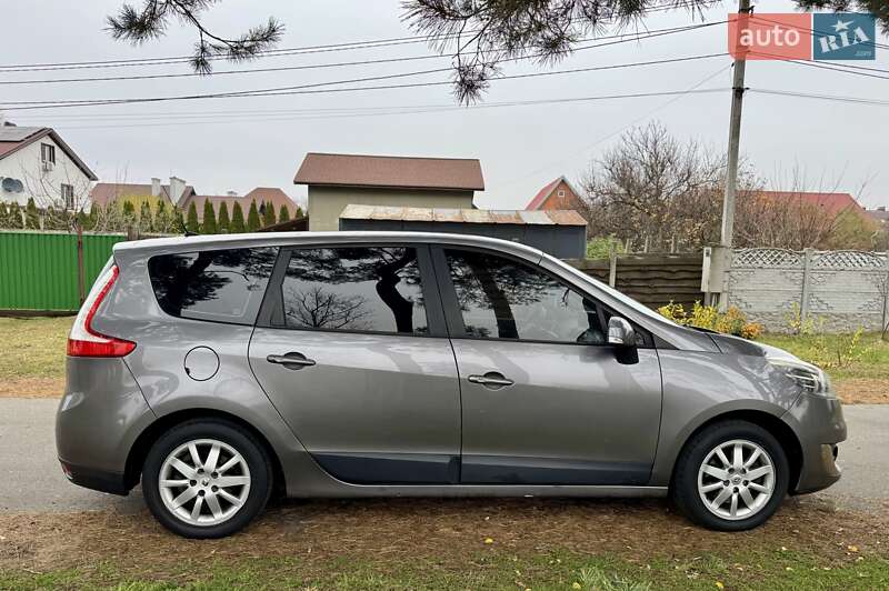 Минивэн Renault Grand Scenic 2012 в Киеве