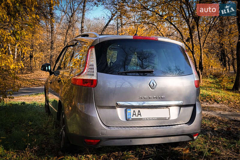 Минивэн Renault Grand Scenic 2016 в Киеве