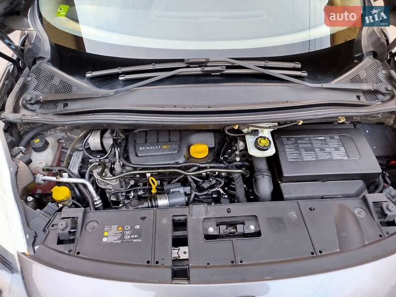 Мінівен Renault Grand Scenic 2011 в Конотопі