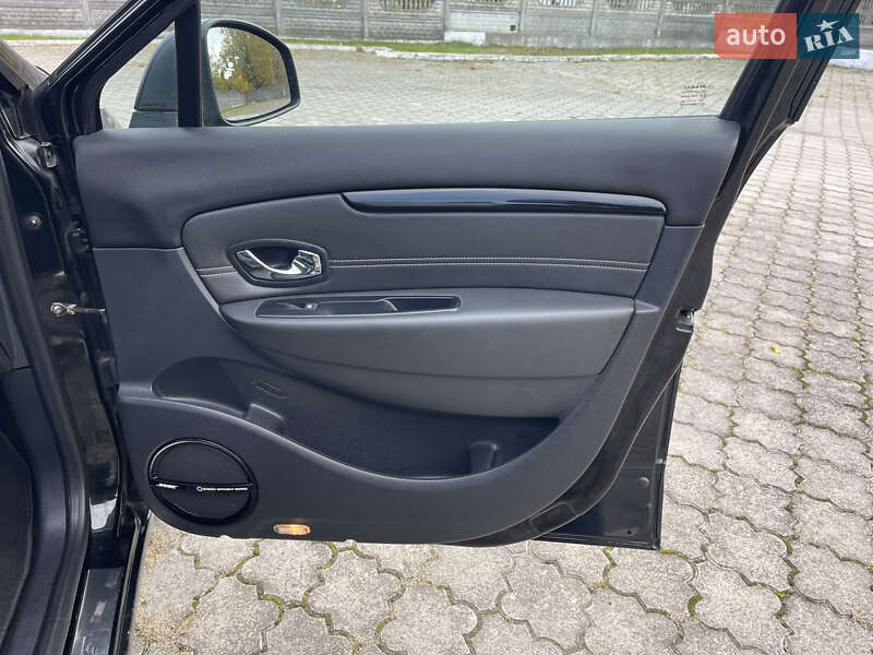 Минивэн Renault Grand Scenic 2013 в Ровно