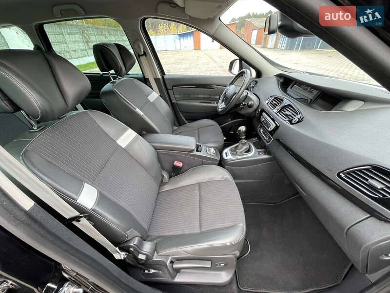 Минивэн Renault Grand Scenic 2013 в Ровно