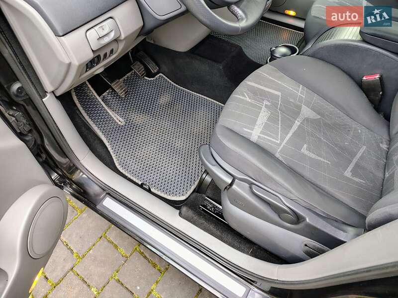 Минивэн Renault Grand Scenic 2007 в Бориславе фото 64 Минивэн Renault Grand Scenic 2007 в Бориславе