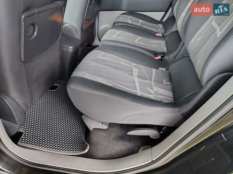 Минивэн Renault Grand Scenic 2007 в Бориславе фото 83 Минивэн Renault Grand Scenic 2007 в Бориславе