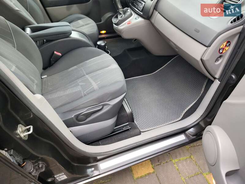 Минивэн Renault Grand Scenic 2007 в Бориславе фото 91 Минивэн Renault Grand Scenic 2007 в Бориславе