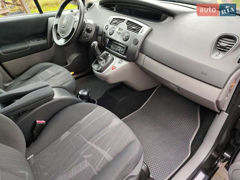 Минивэн Renault Grand Scenic 2007 в Бориславе фото 93 Минивэн Renault Grand Scenic 2007 в Бориславе