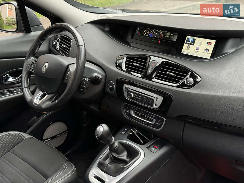 Мінівен Renault Grand Scenic 2014 в Стрию