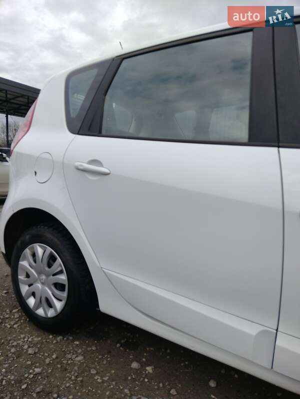 Минивэн Renault Grand Scenic 2009 в Тернополе фото 12 Минивэн Renault Grand Scenic 2009 в Тернополе