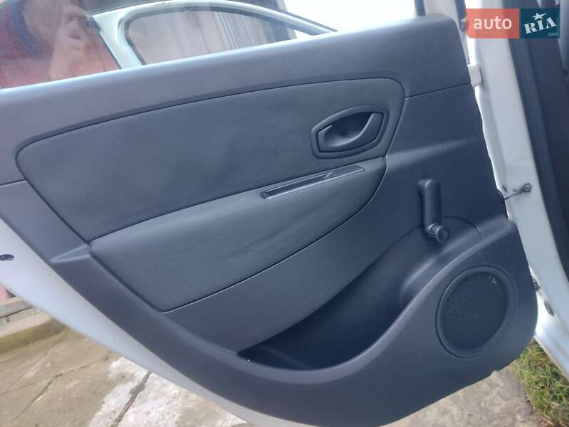 Минивэн Renault Grand Scenic 2009 в Тернополе фото 31 Минивэн Renault Grand Scenic 2009 в Тернополе