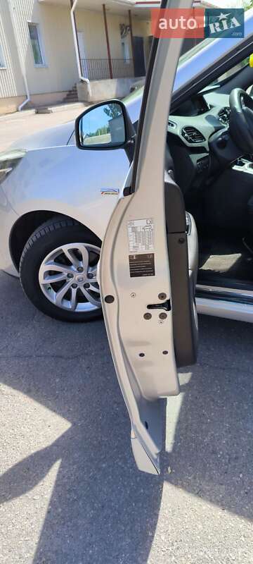 Минивэн Renault Grand Scenic 2012 в Умани