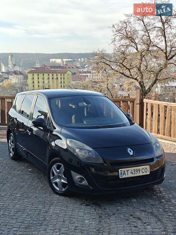 Мінівен Renault Grand Scenic 2011 в Чорткові фото 18 Мінівен Renault Grand Scenic 2011 в Чорткові
