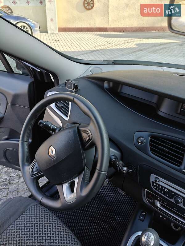 Мінівен Renault Grand Scenic 2011 в Чорткові фото 60 Мінівен Renault Grand Scenic 2011 в Чорткові