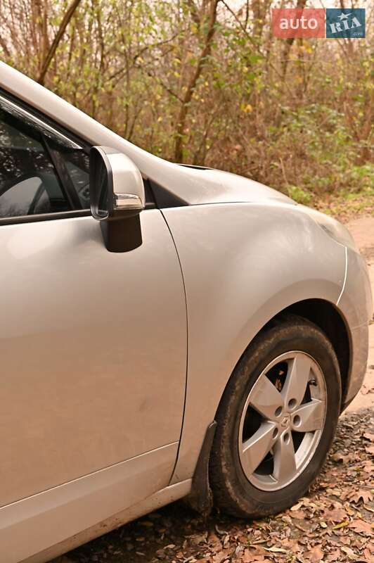 Минивэн Renault Grand Scenic 2011 в Мукачево