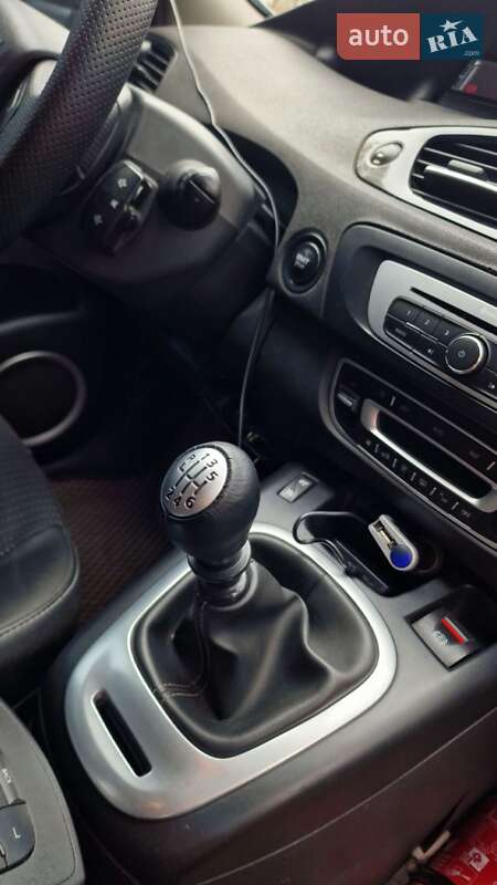 Минивэн Renault Grand Scenic 2011 в Мукачево