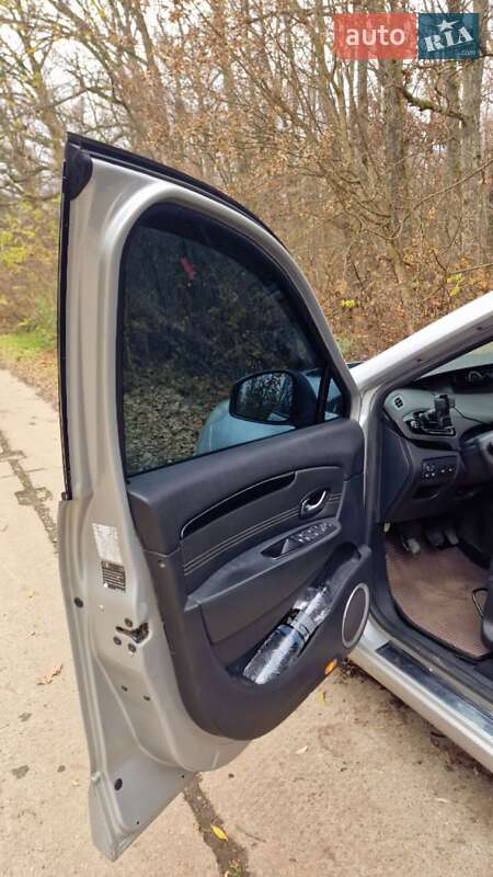 Минивэн Renault Grand Scenic 2011 в Мукачево