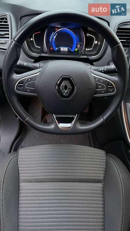 Мінівен Renault Grand Scenic 2018 в Києві фото 16 Мінівен Renault Grand Scenic 2018 в Києві