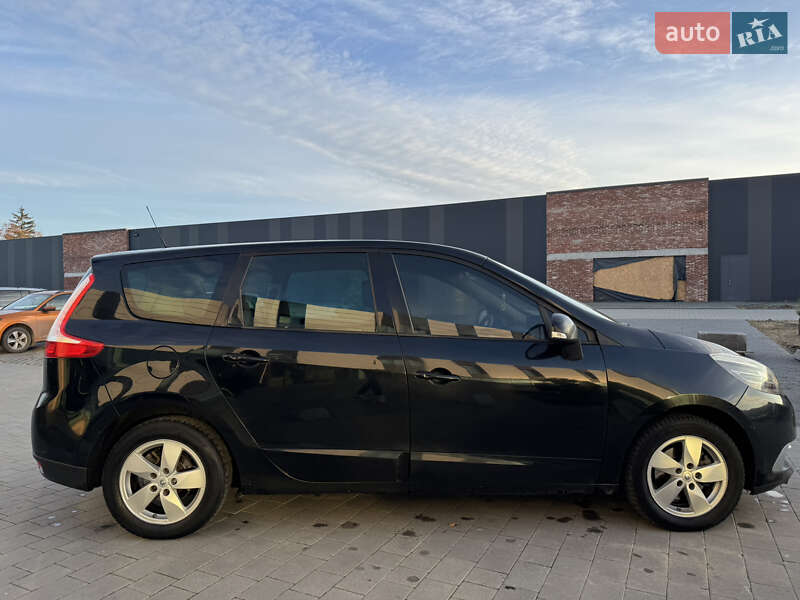 Минивэн Renault Grand Scenic 2015 в Хмельницком фото 15 Минивэн Renault Grand Scenic 2015 в Хмельницком