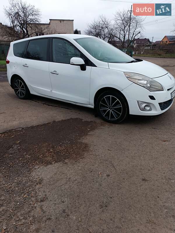 Минивэн Renault Grand Scenic 2010 в Луцке фото 3 Минивэн Renault Grand Scenic 2010 в Луцке