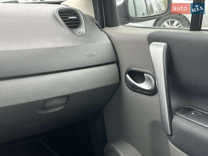 Минивэн Renault Grand Scenic 2008 в Днепре