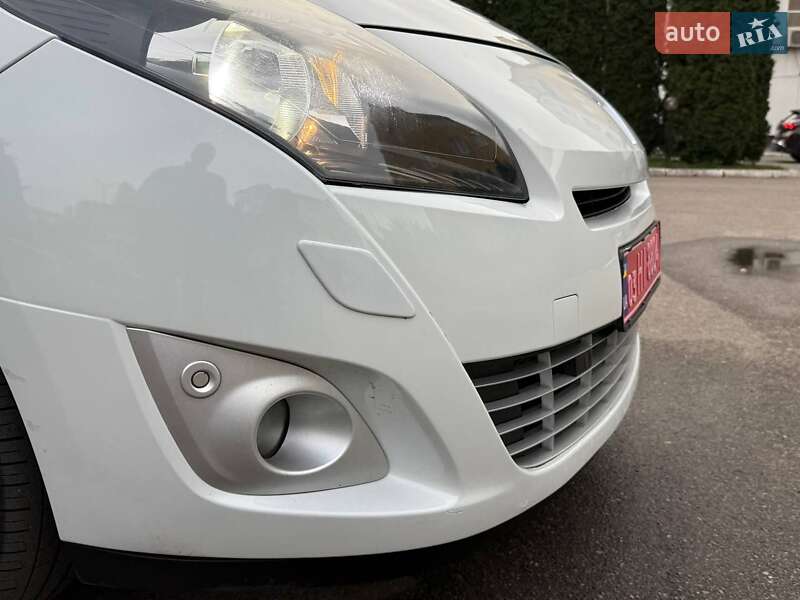 Минивэн Renault Grand Scenic 2012 в Киеве