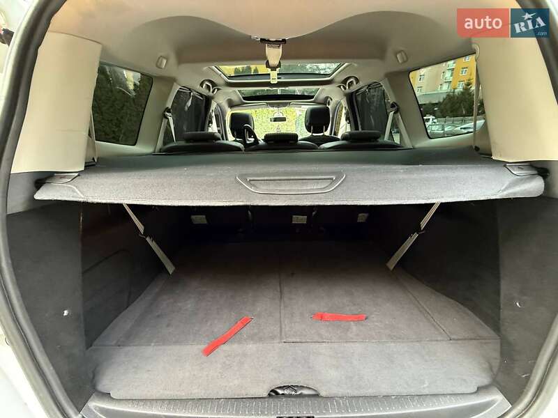 Минивэн Renault Grand Scenic 2012 в Киеве