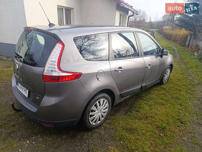 Минивэн Renault Grand Scenic 2010 в Львове