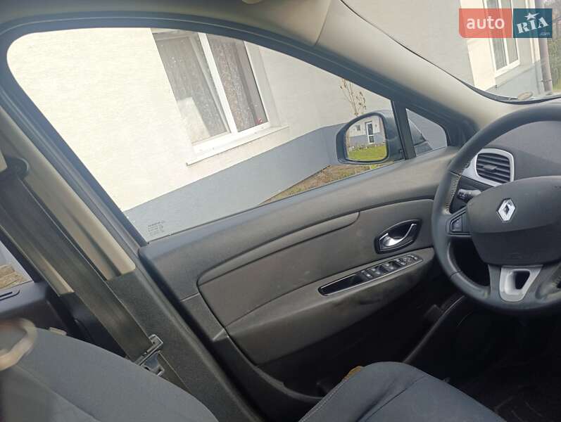 Минивэн Renault Grand Scenic 2010 в Львове