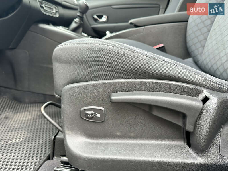 Минивэн Renault Grand Scenic 2010 в Виннице