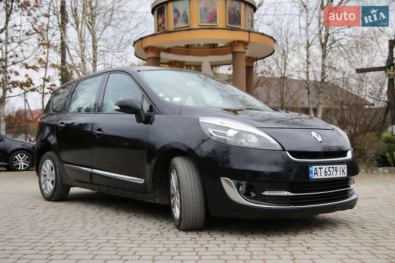 Renault Grand Scenic 2012
