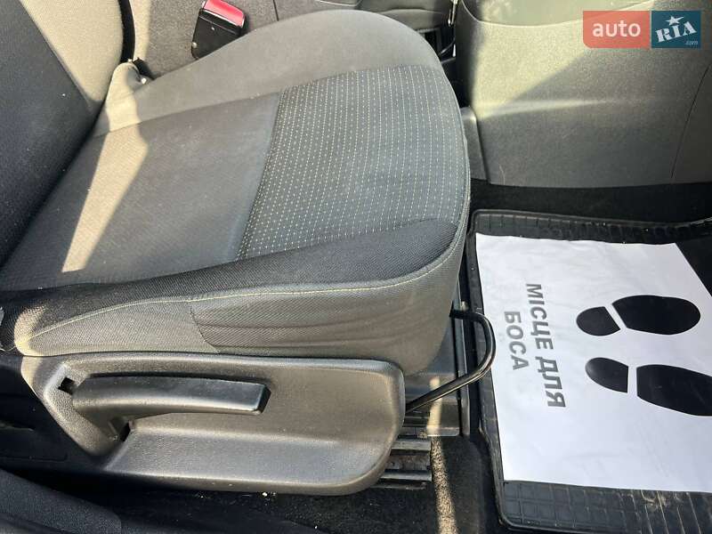 Минивэн Renault Grand Scenic 2010 в Ивано-Франковске фото 24 Минивэн Renault Grand Scenic 2010 в Ивано-Франковске