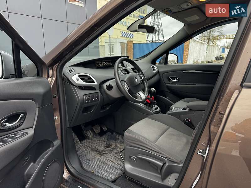 Минивэн Renault Grand Scenic 2012 в Киеве