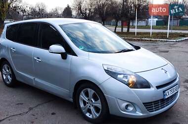 Минивэн Renault Grand Scenic 2011 в Лозовой